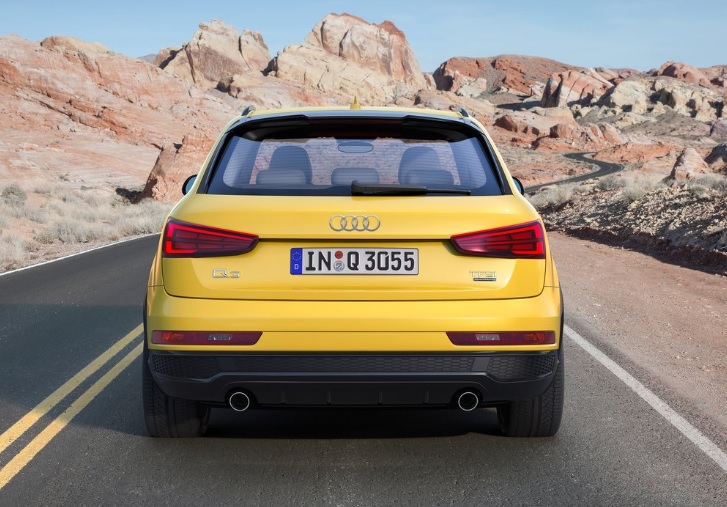 2018 Audi Q3 2.0 TDI 184 HP Boot Space