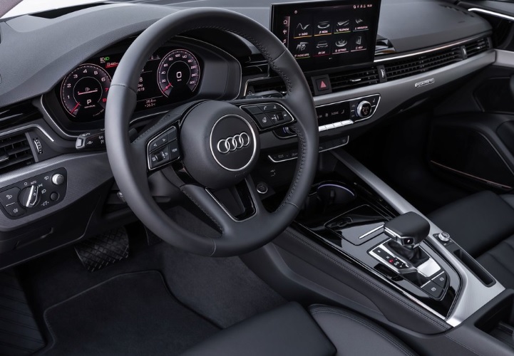 2020 Audi A4 2.0 FSI quattro 245 HP Boot Space