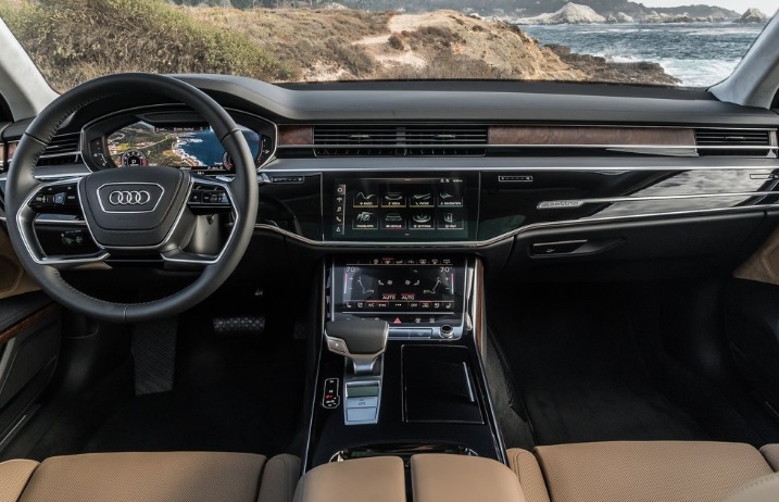 2022 Audi A8 3.0 TFSI quattro 340 HP Boot Space