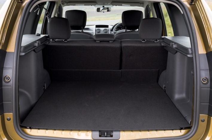 2015 Dacia Duster 1.5 DCi 4x4 109 HP Boot Space