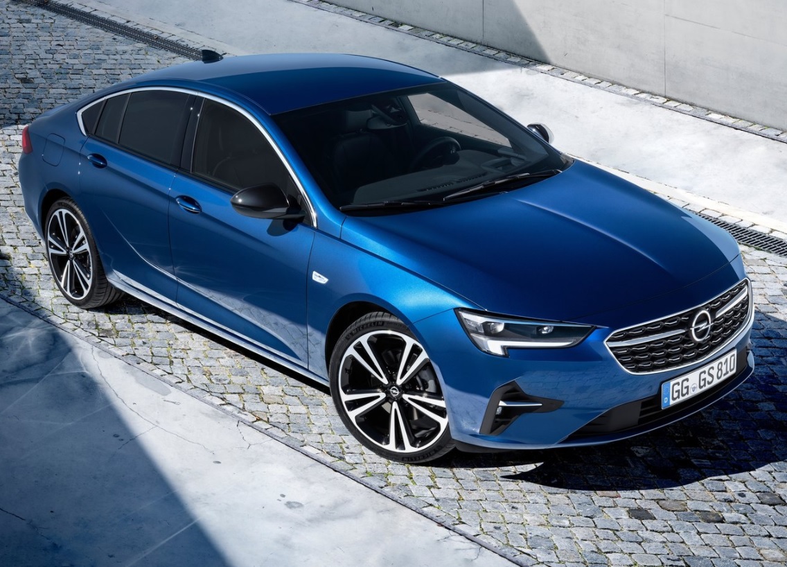 2022 Opel Insignia 1.5 Diesel 122 HP Boot Space