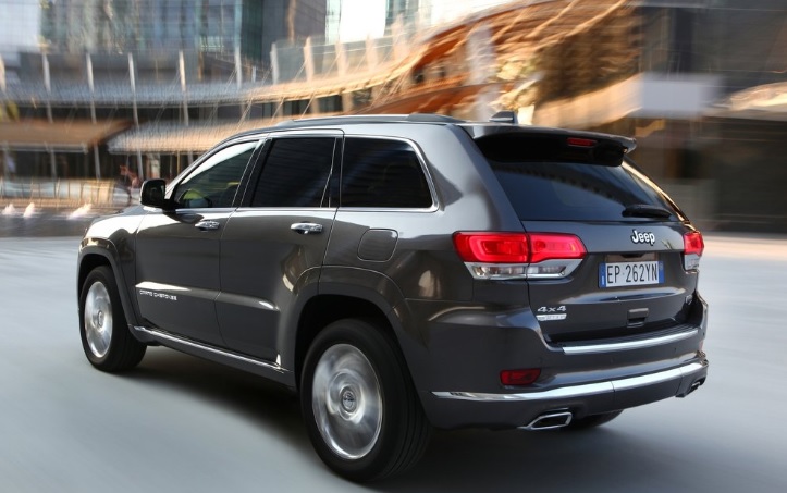 2017 Jeep Grand Cherokee 3.0 250 HP Boot Space