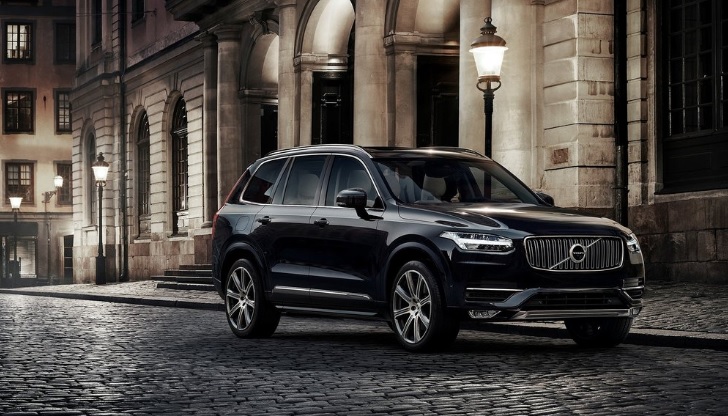 2019 Volvo XC90 2.0 T8 320 HP Boot Space