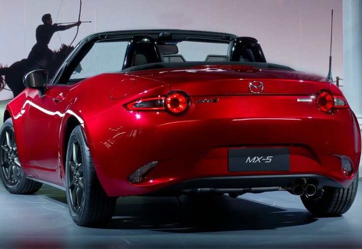 2017 Mazda MX-5 1.5 131 HP Boot Space