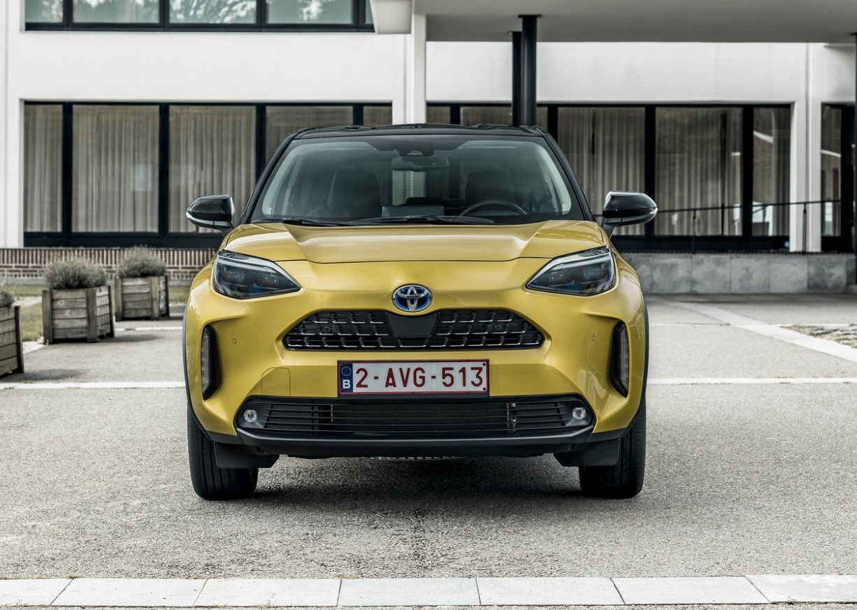 2022 Toyota Yaris Cross 1.5 125 HP Flame X-Pack Multidrive S Technical Specifications