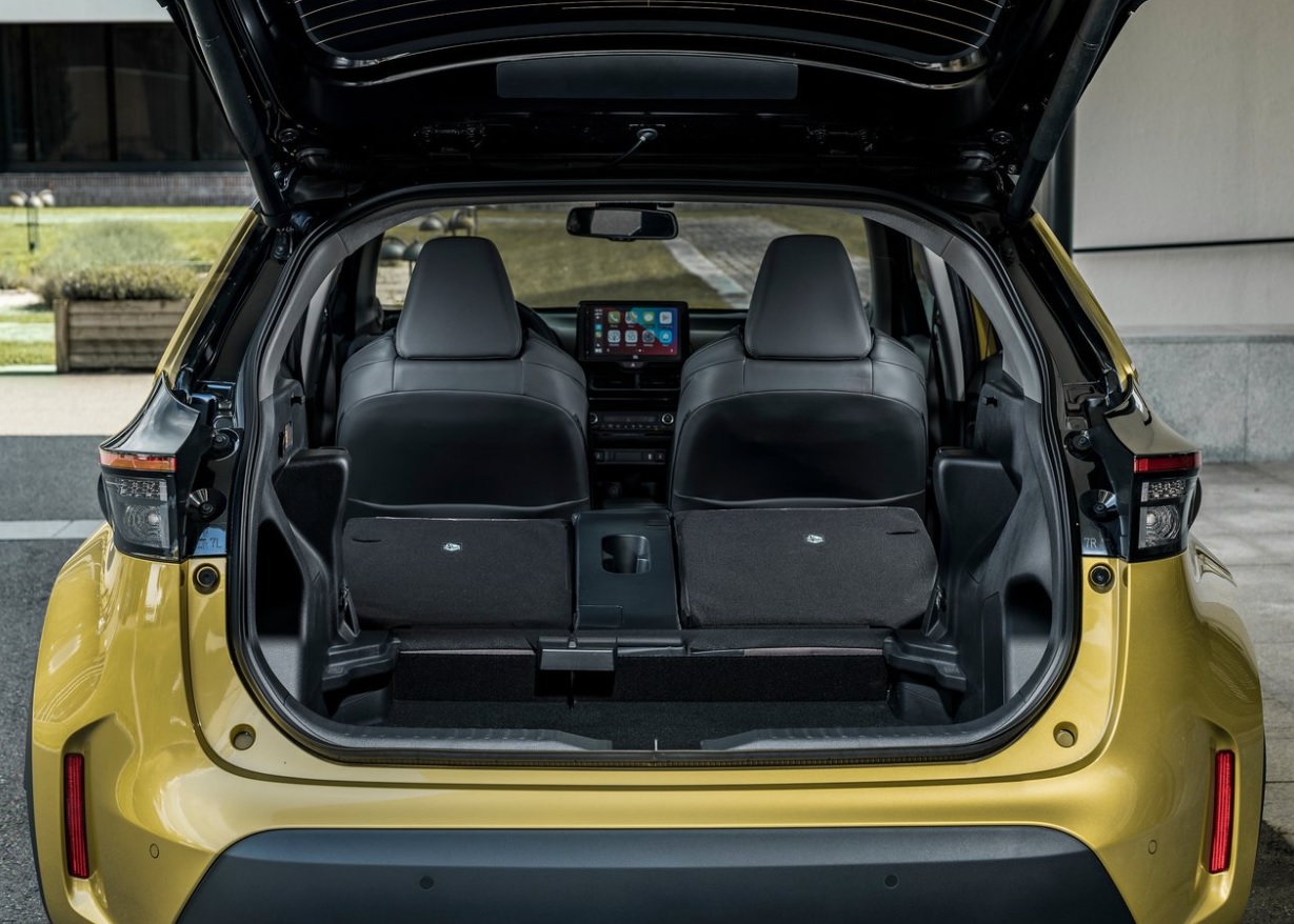 2022 Toyota Yaris Cross 1.5 125 HP Boot Space