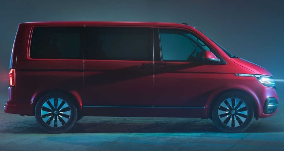 2020 Volkswagen Transporter 2.0 TDI 150 PS 150 HP Boot Space