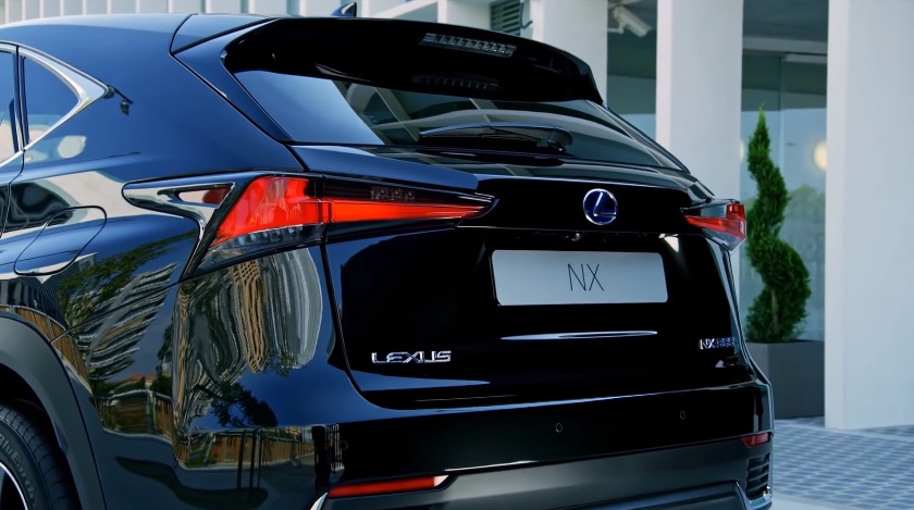 2020 Lexus NX 300h 2.5 197 HP Boot Space