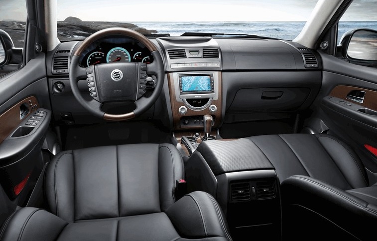 2015 Ssangyong Rexton 2.0 4x2 155 HP Boot Space