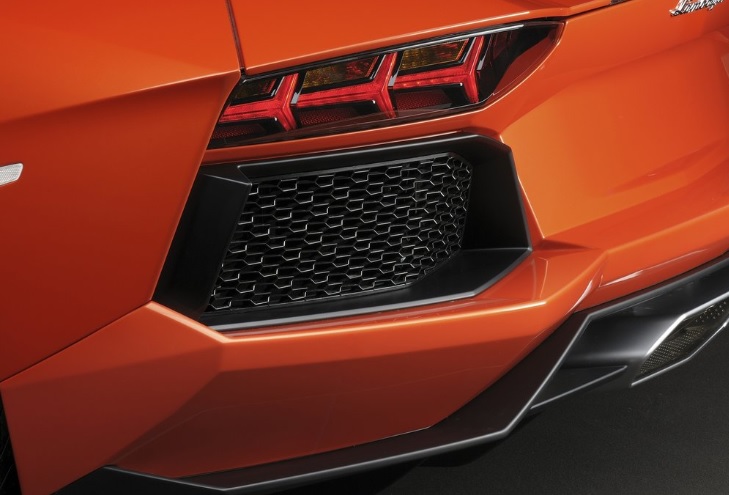 2014 Lamborghini Aventador 6.5 V12 700 HP Boot Space