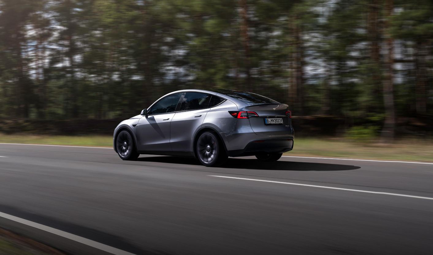 2024 Tesla Model Y 50 kWh 204 HP Boot Space