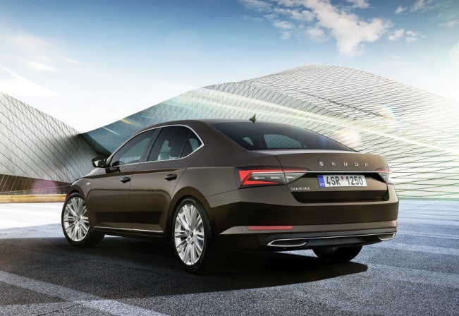 2022 Skoda Superb 1.5 TSI 150 HP Boot Space