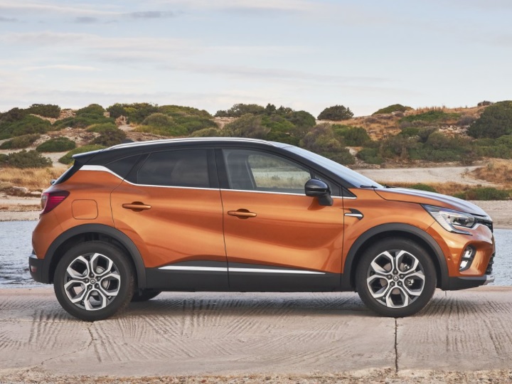 2021 Renault Captur 1.3 TCe 140 HP Boot Space