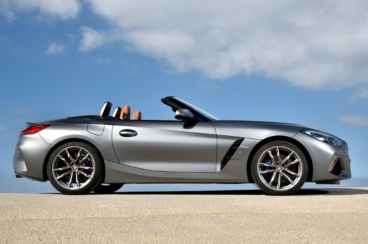 2023 BMW Z Series Z4 2.0 sDrive30i 258 HP Boot Space