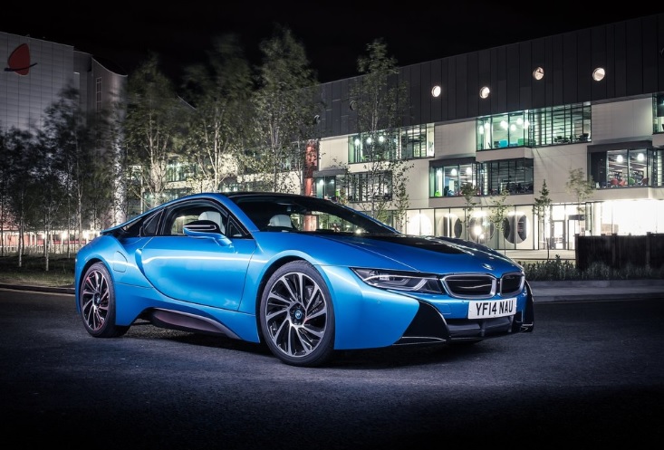 2016 BMW i8 1.5 362 HP Boot Space