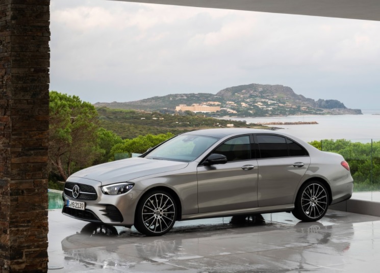 2022 Mercedes E Series E300d 2.0 4MATIC 265 HP AMG 9G-TRONIC Technical Specifications